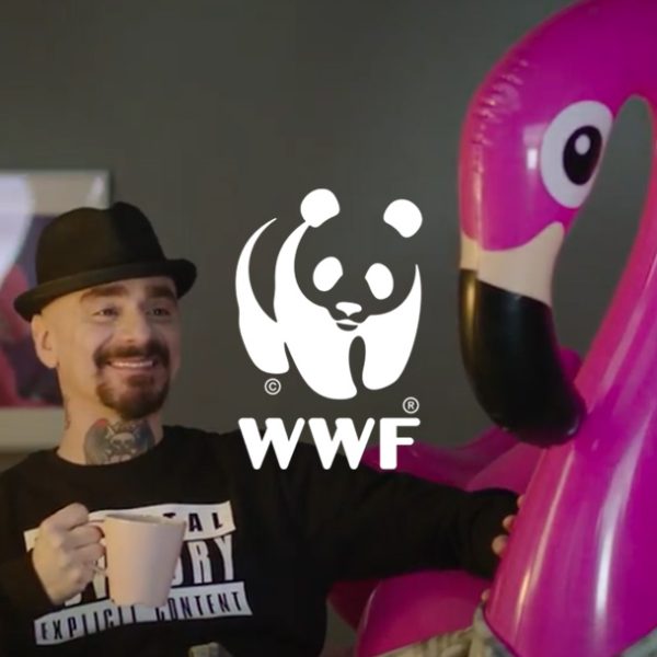 WWF, J-AX e Armando Testa #SAVEFLAMINGO