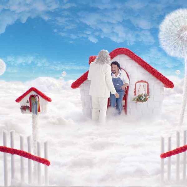 CAMPAGNA PARADISO LAVAZZA –  QUALITA’ ROSSA – SOGGETTO ”PICCOLE COSE”
