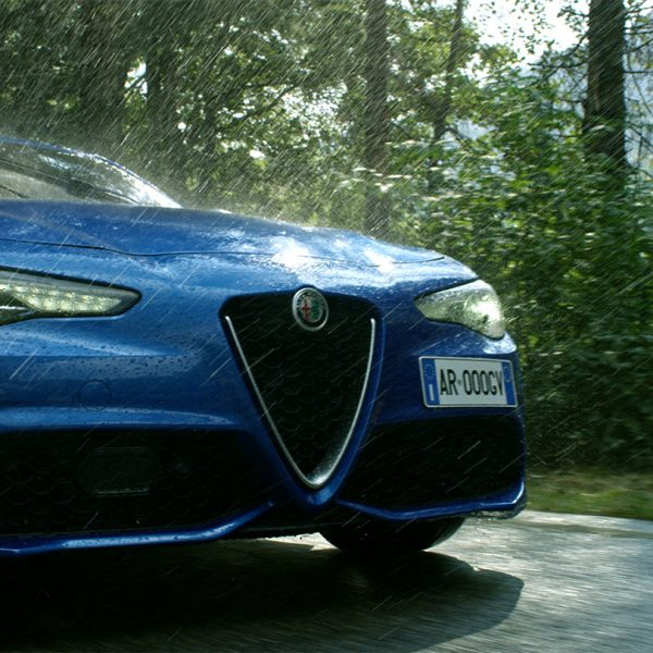 GIULIA VELOCE. L’ATTRAZIONE E’ VELOCE
