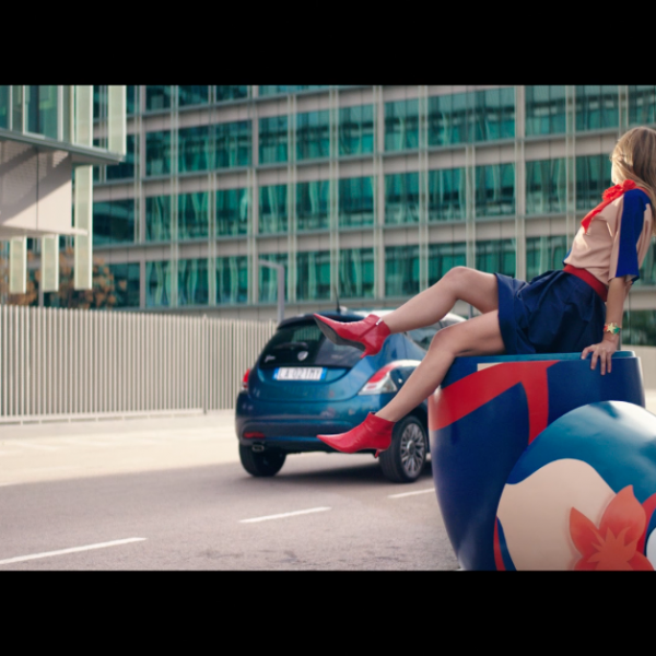 NUOVA LANCIA YPSILON, “L’ELEGANZA CHE TI LIBERA” CON ARMANDO TESTA