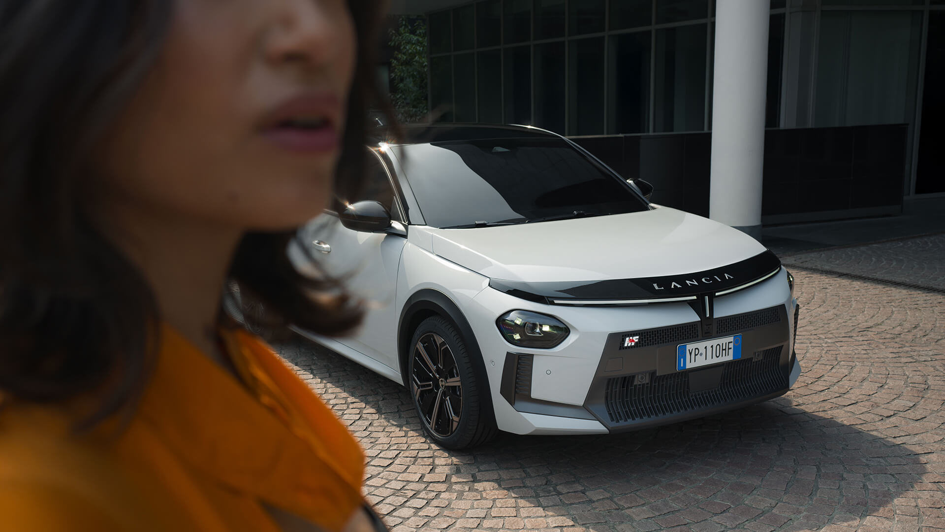 1920x1080__0003_lancia_faststart_3